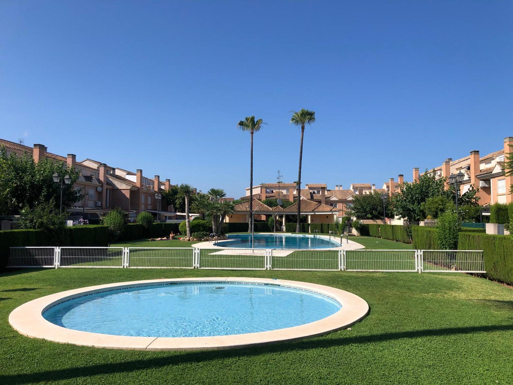 Adosado Para Familias Al Lado De La Playa, Con Piscina Castellón de la Plana Exterior foto